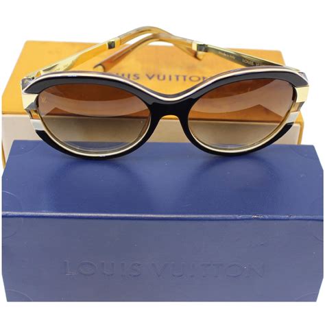 LV Petit Soupçon Cat Eye Sunglasses 